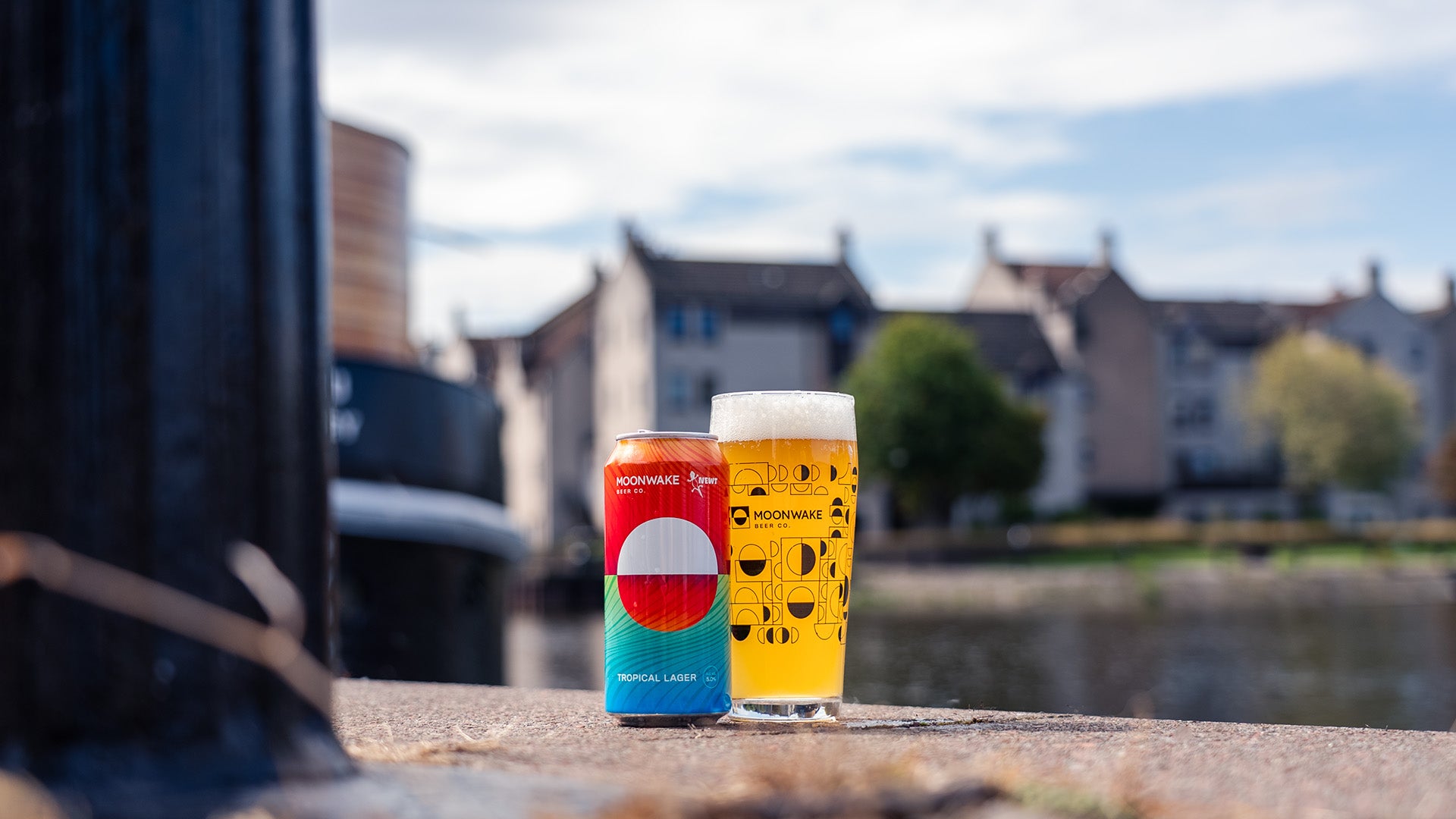 MOONWAKE TROPICAL LAGER